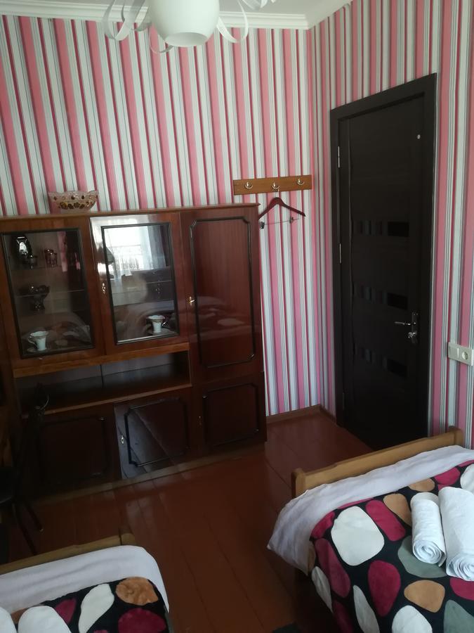 Nikoloz Guesthouse Степанцмінда Екстер'єр фото