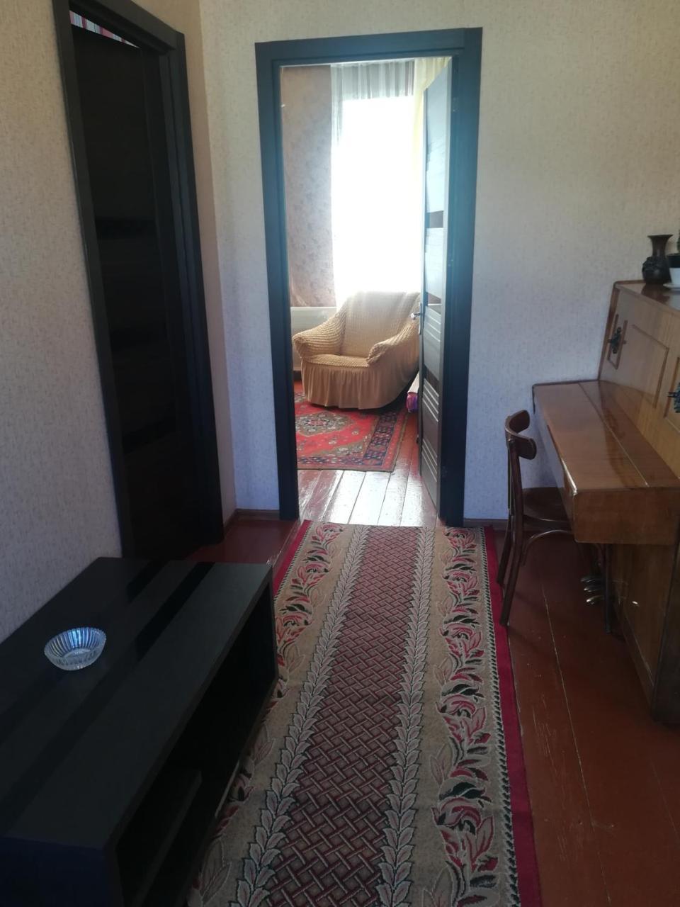 Nikoloz Guesthouse Степанцмінда Екстер'єр фото